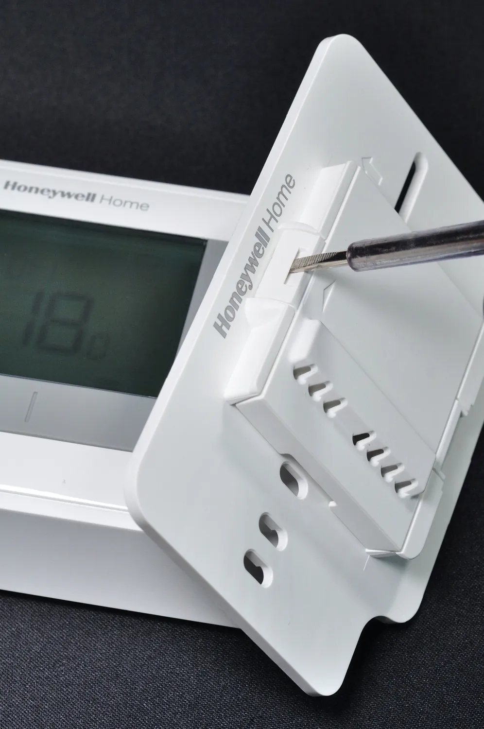 Honeywell T4 termostato a filo programmabile cablato