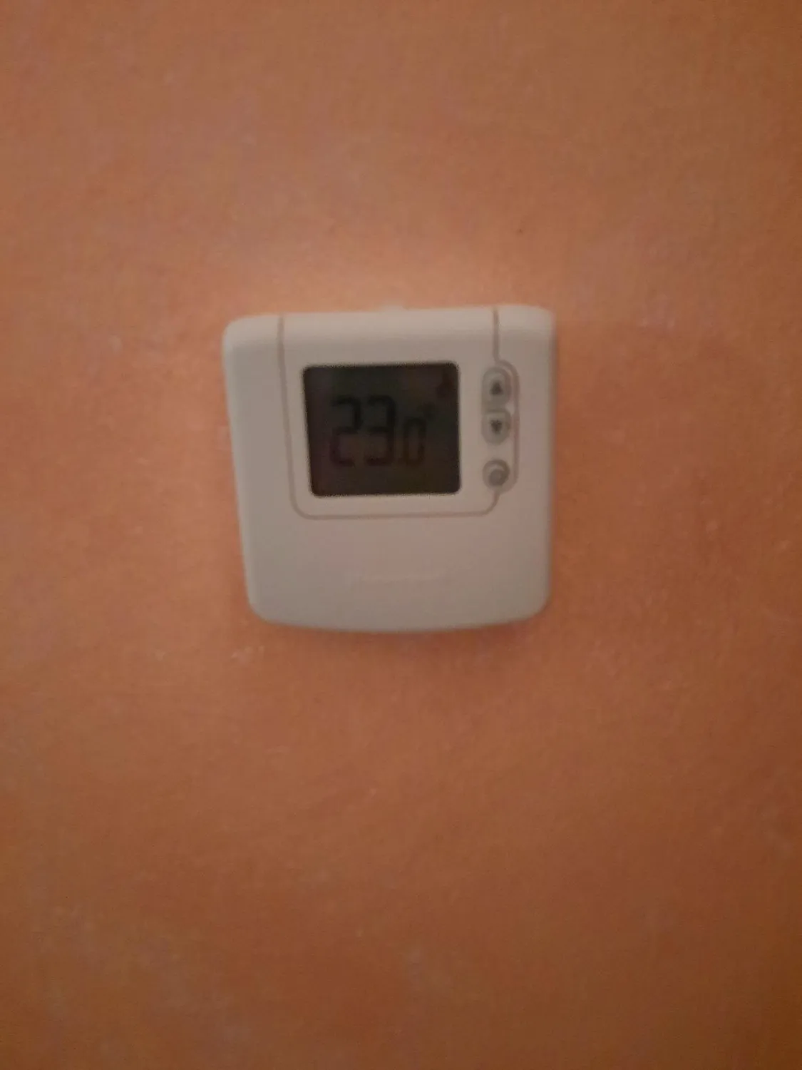 Honeywell DT90A1008 termostato digitale bianco 5-35 gradi TPI