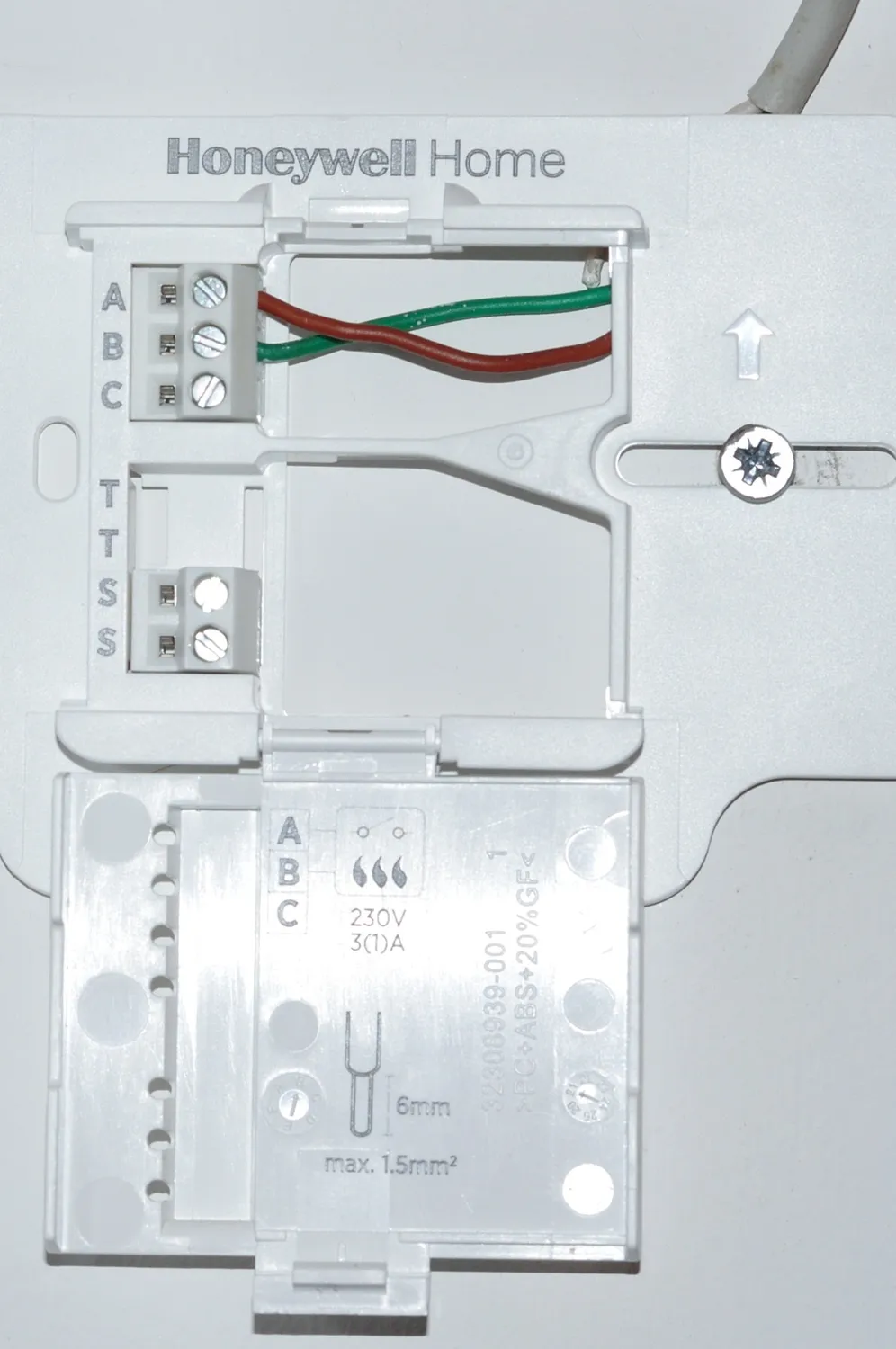 Honeywell T4 termostato a filo programmabile cablato