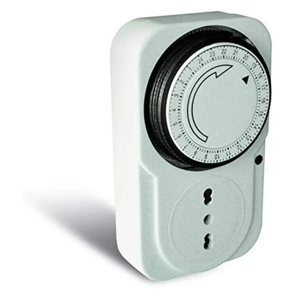 Perry 1IO 0053 interruttore orario giornaliero presa 16A 3500VA
