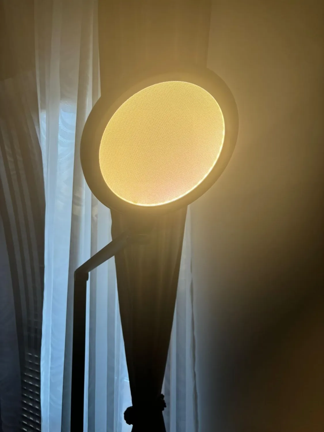 Honeywell F01 lampada da terra LED dimmerabile bianca