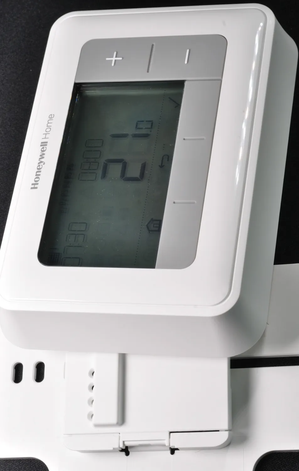 Honeywell T4 termostato a filo programmabile cablato