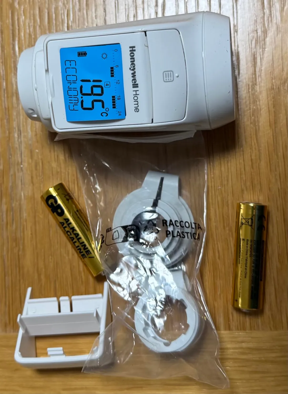 Honeywell Home evohome THR92H1002 testina radiatore wireless bianca