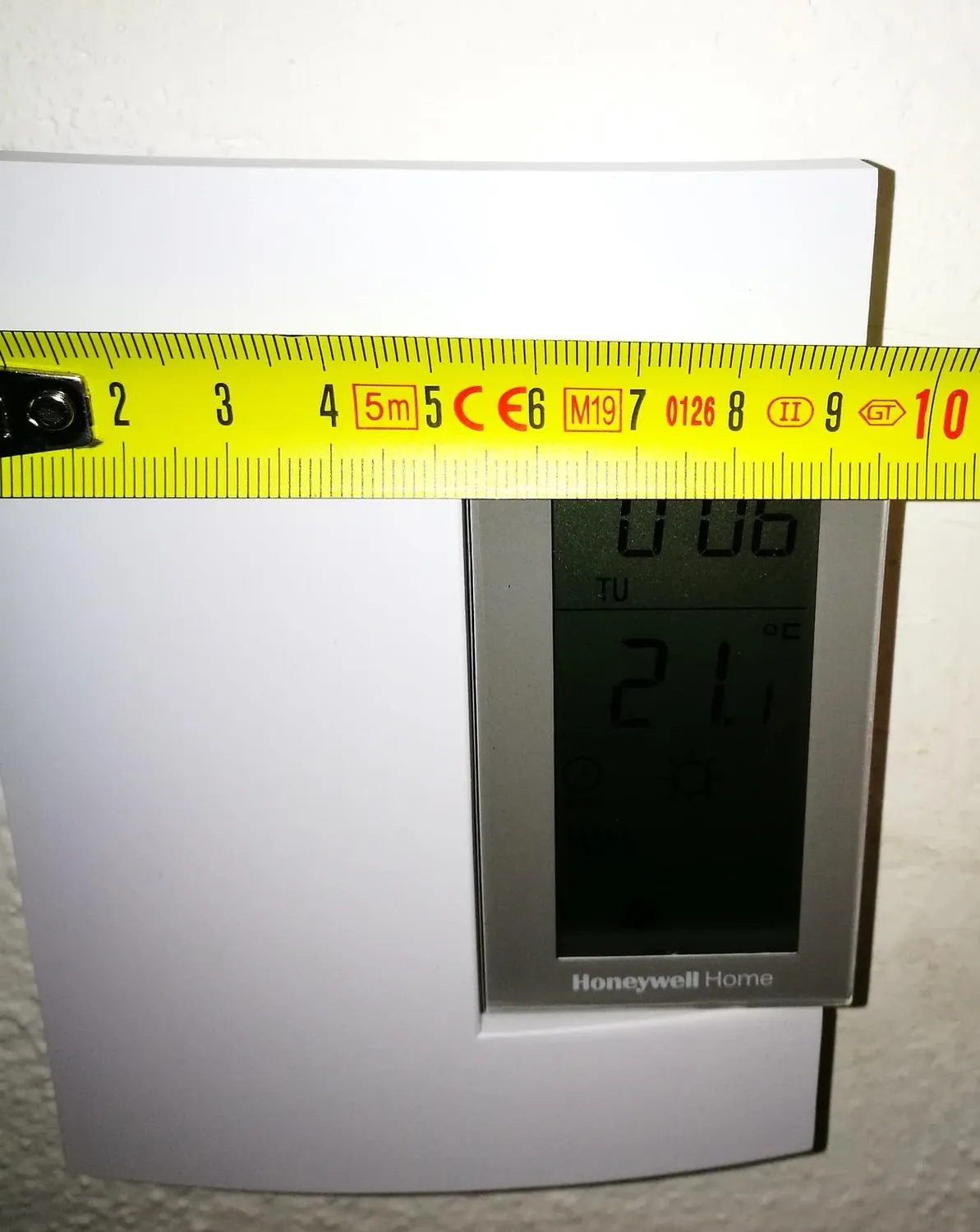 Honeywell T140 T140C110AEU Cronotermostato Settimanale Bianco